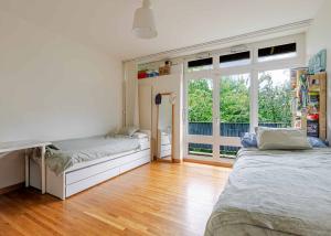 APPARTEMENT SPACIEUX DE 5 PIÈCES