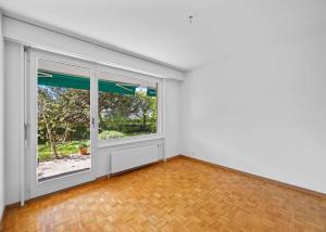 Appartement spacieux de 4,5 pièces avec jardin à Pully