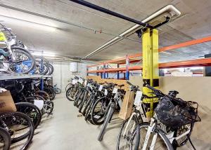 Environ 765m2 pour créer votre futur buisness - Industrielle 11