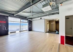 Environ 765m2 pour créer votre futur buisness - Industrielle 11