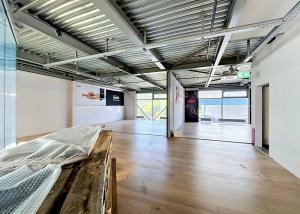 Environ 765m2 pour créer votre futur buisness - Industrielle 11