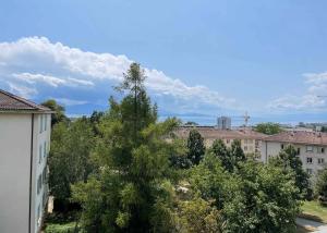 Bel appartement de 2.5 pièces à deux pas du parc de Valency