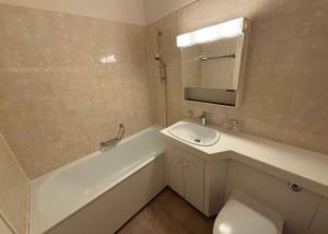 Bel appartement de 2.5 pièces à deux pas du parc de Valency