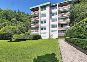 Bel appartement traversant de 4,5 pièces avec terrasse et jardin