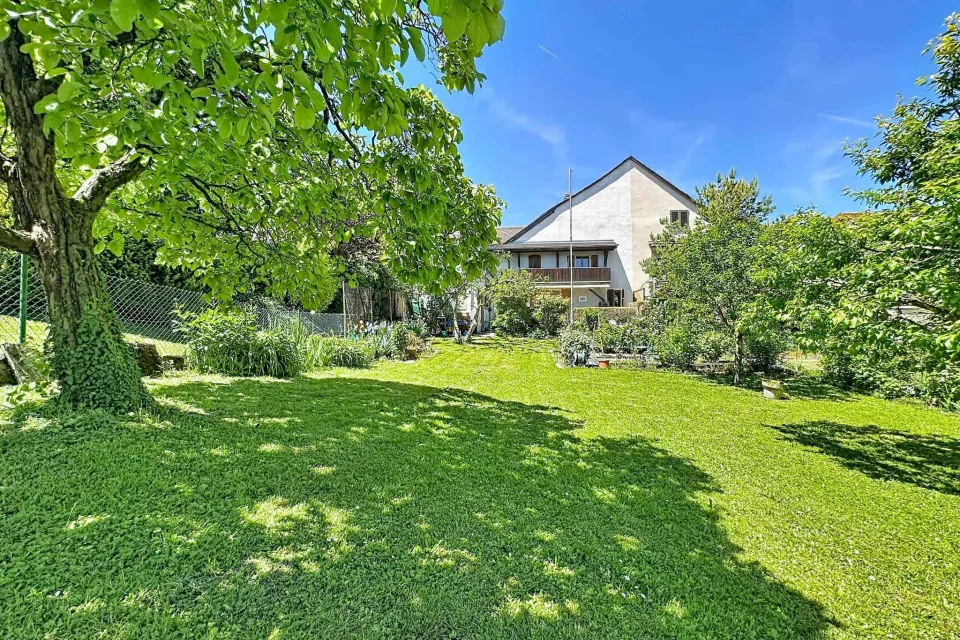 Maison de 6.5 pièces avec potentiel de construction