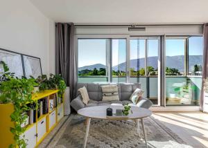 Studio au 7 ème étage avec balcon et vue Salève