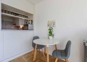 Studio au 7 ème étage avec balcon et vue Salève