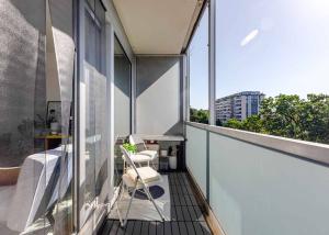 Studio au 7 ème étage avec balcon et vue Salève