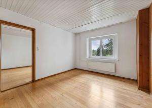 Immeuble à vendre à Lamboing