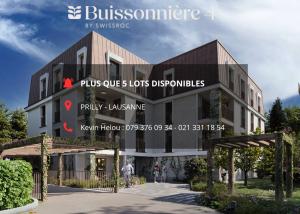 Appartement de 3,5 pièces en attique avec ascenseur et grande terrasse privative
