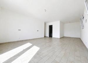 Villa de 5.5 pièces avec terrasse et jardin