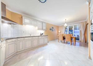 Exclusivité : Splendide appartement de 156 m² avec vue sur le lac