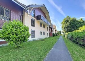 Grand 4.5 pièces de 137.7 m2 avec mezzanine et balcons couverts