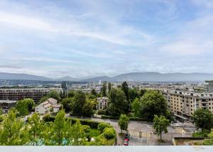 STANDING - APPARTEMENT 8 PIECES 250 m2