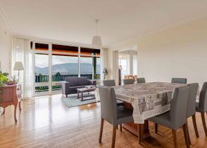 STANDING - APPARTEMENT 8 PIECES 250 m2