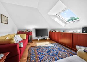 Dernier étage -  6 pièces avec ascenseur privatif et grande terrasse