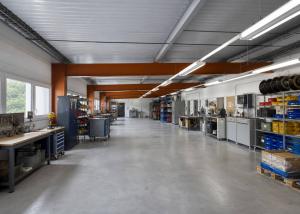Surface d'atelier-show-room idéalement situé dans zone en périphérie de Bussigny 