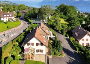 Villa mitoyenne 7.5 pièces avec vue lac à Lausanne-Chailly - Disponible de suite