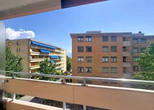 Spacieux 4.5 p de 91 m2 avec potentiel  - 2 balcons