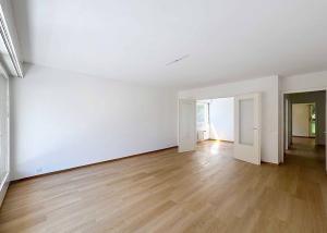 Spacieux 4.5 p de 91 m2 avec potentiel  - 2 balcons