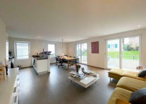 Appartement 4.5 pièces de standing à Lonay – Calme, balcon et vue sur le lac