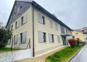 Appartement 4.5 pièces de standing à Lonay – Calme, balcon et vue sur le lac