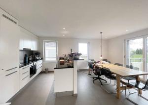 Appartement 4.5 pièces de standing à Lonay – Calme, balcon et vue sur le lac