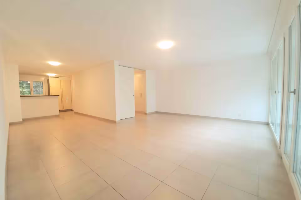 Magnifique appartement de 4.5 pièces au rez-de-chaussée