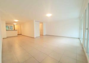 Magnifique appartement de 4.5 pièces au rez-de-chaussée