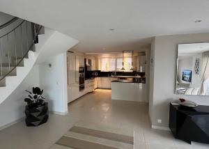 Villa contemporaine avec panorama exceptionnel