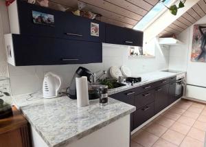 Charmant appartement de 2 pièces dans une résidence conviviale à Montricher