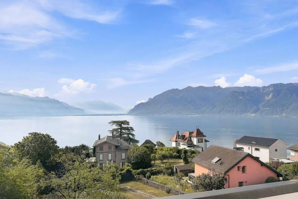 Superbe Appartement de 4.5 pièces de 129.5 m2 intérieurs + balcons