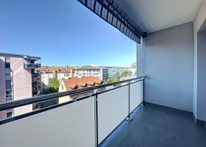 3 pièces en rénovation au 7ème étage - Général-Guisan 50
