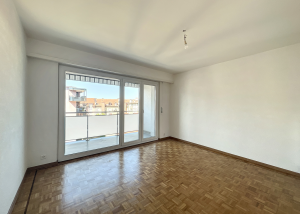 3 pièces en rénovation au 7ème étage - Général-Guisan 50