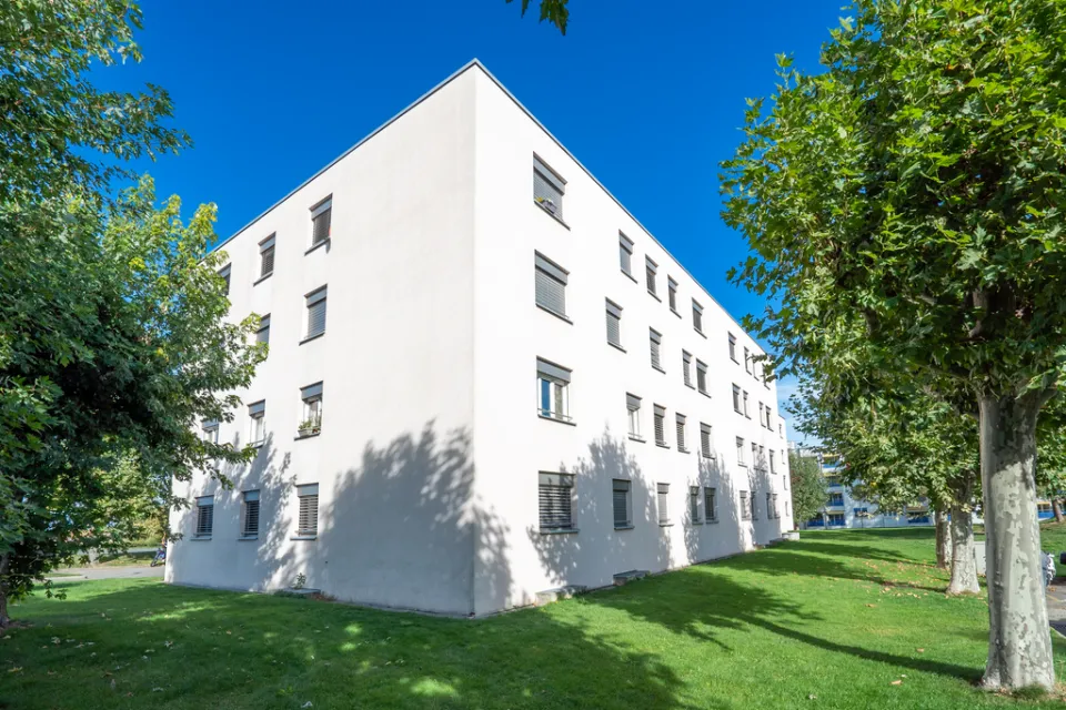 Appartement de 2.5 pièces entièrement rénové