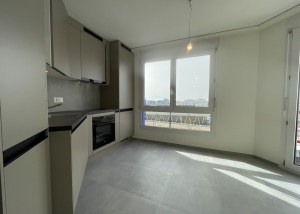 Charmant 2.5 pièces en cours de rénovation - Lausanne 71A