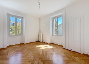 4.5 pièces avec petit balcon - Bvd d'Arcangier 1