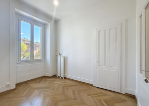 4.5 pièces avec petit balcon - Bvd d'Arcangier 1