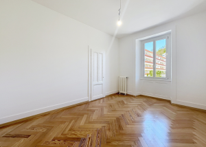 4.5 pièces avec petit balcon - Bvd d'Arcangier 1