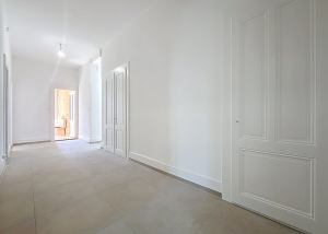 4.5 pièces avec petit balcon - Bvd d'Arcangier 1
