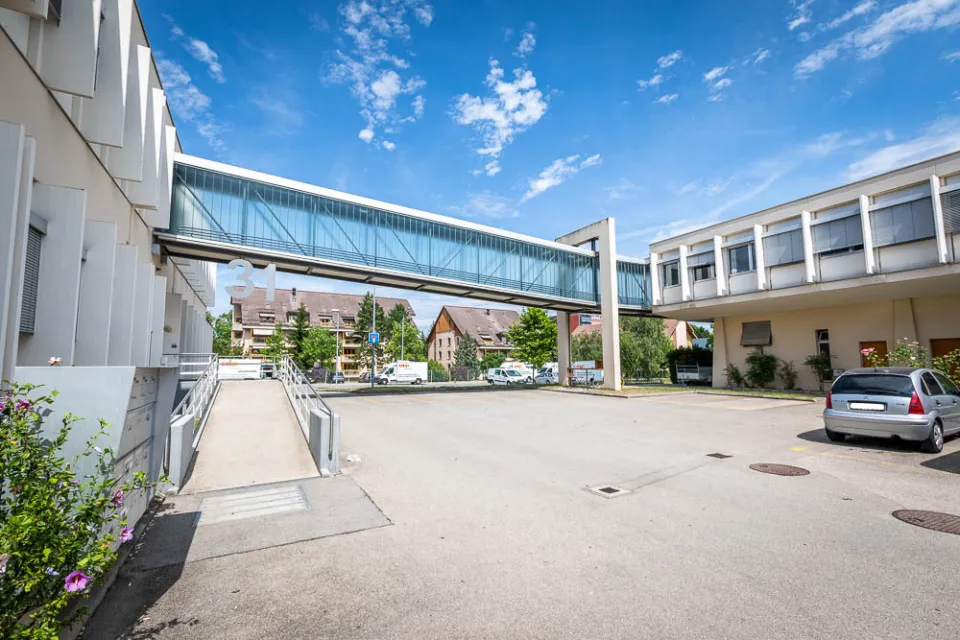 Atelier de 149 m2 idéalement situé à Gland