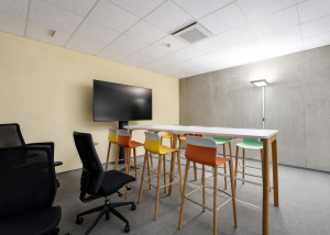 Grande surface de bureaux moderne et modulable