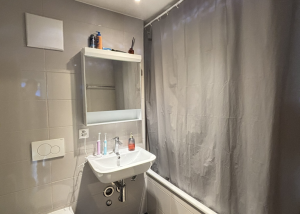 Bel appartement de 3 pièces dans un immeuble récent
