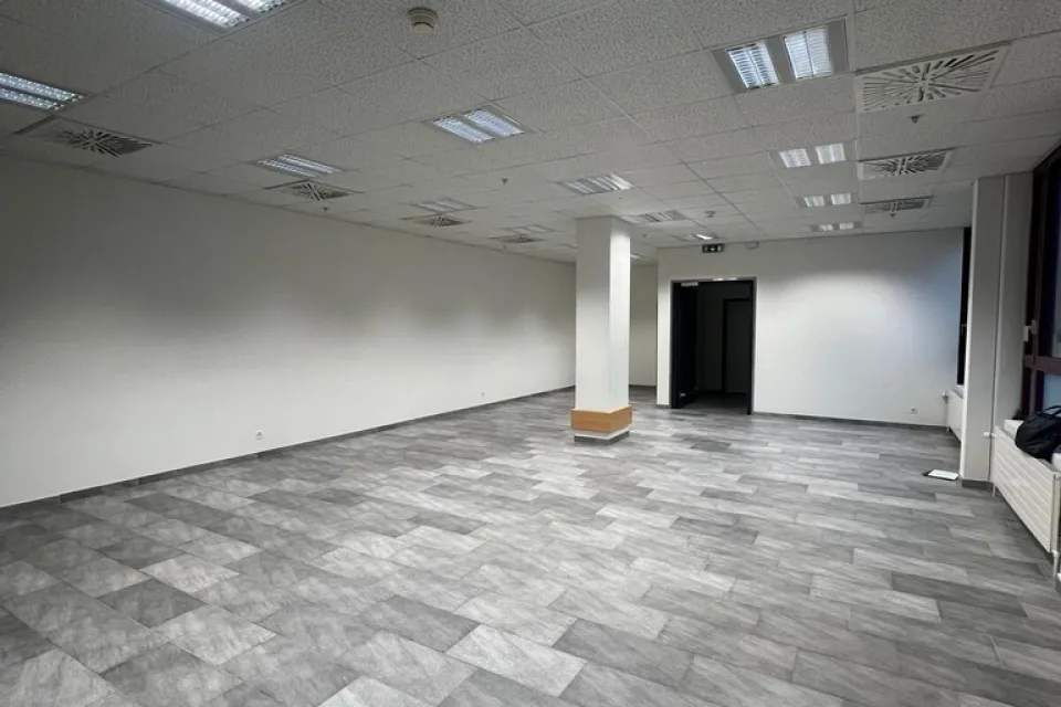 Local commercial au centre de la Gottaz