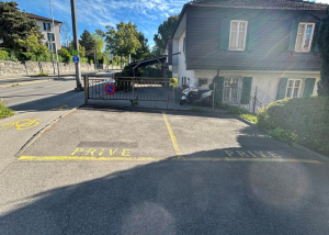 Places de parc Route de Berne - Lausanne