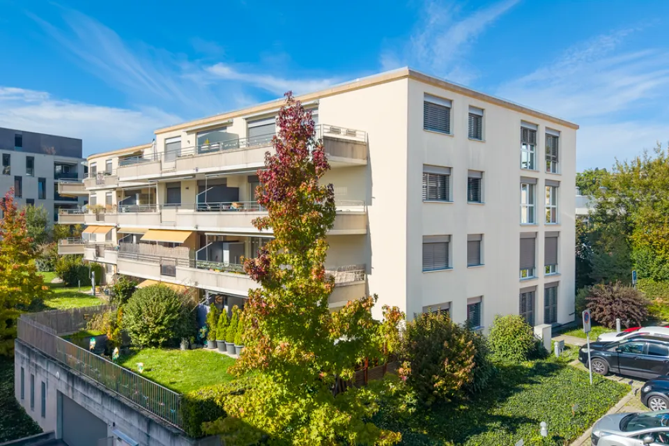 Spacieuse surface commerciale au Mont-sur-Lausanne de 115 m2