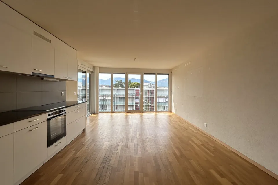Grand appartement de 4,5 pièces proche de toutes les commodités