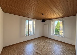Appartement de 3 pièces à Renens, près des commodités