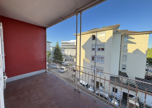 Appartement de 3 pièces à Renens, près des commodités