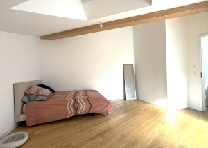 Vallorbe - Joli appartement au dernier étage avec balcon-terrasse